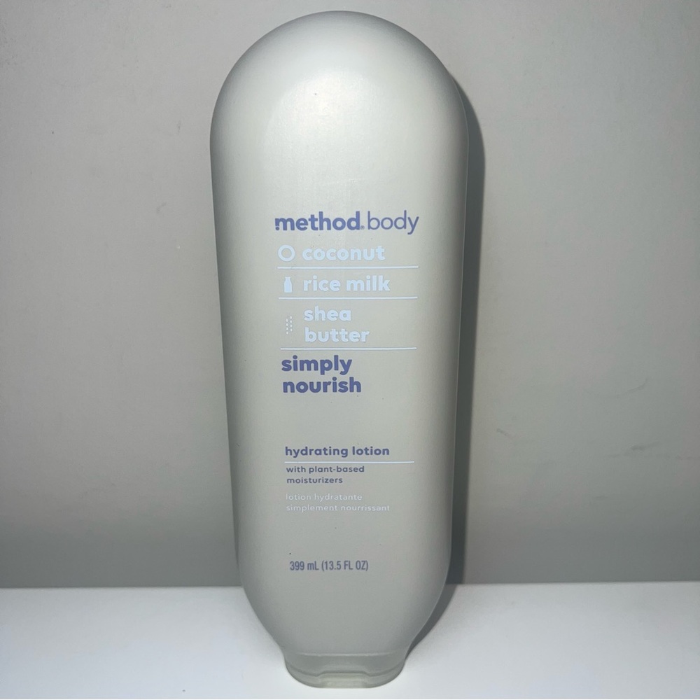 Simply Nourish Hydrating Lotion - White
